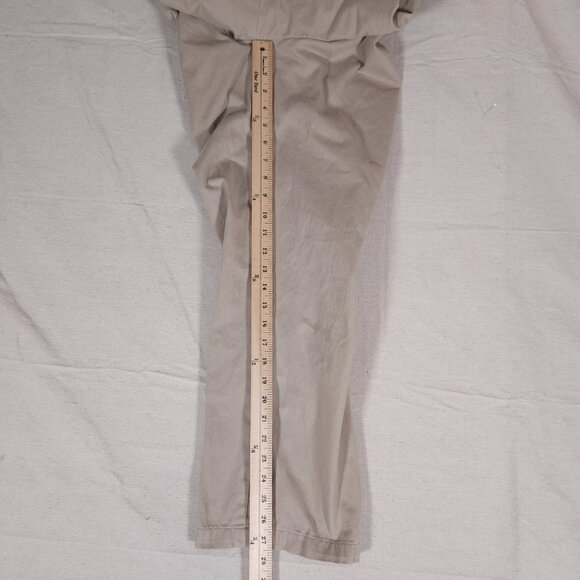Nautica Classic Fit The Deck Pant Straight Leg Khaki Pants 38x30 RUNS SMALL - Picture 6 of 16